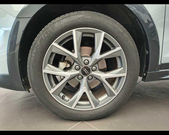 AUDI A1 citycarver 30 TFSI Admired