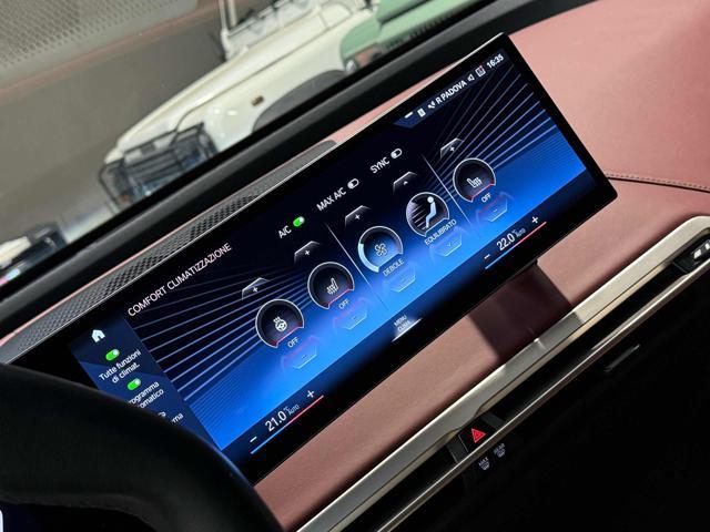 BMW iX xDrive 50 Pacchetto Sportivo