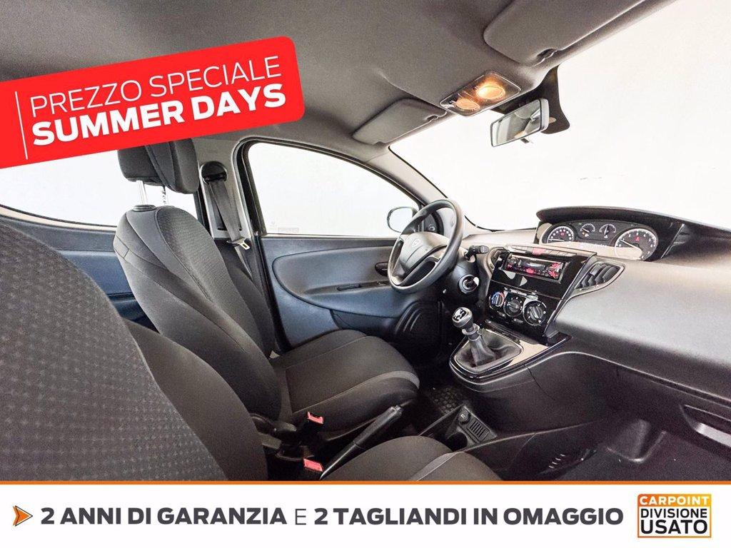 LANCIA Ypsilon 1.2 silver 69cv del 2017
