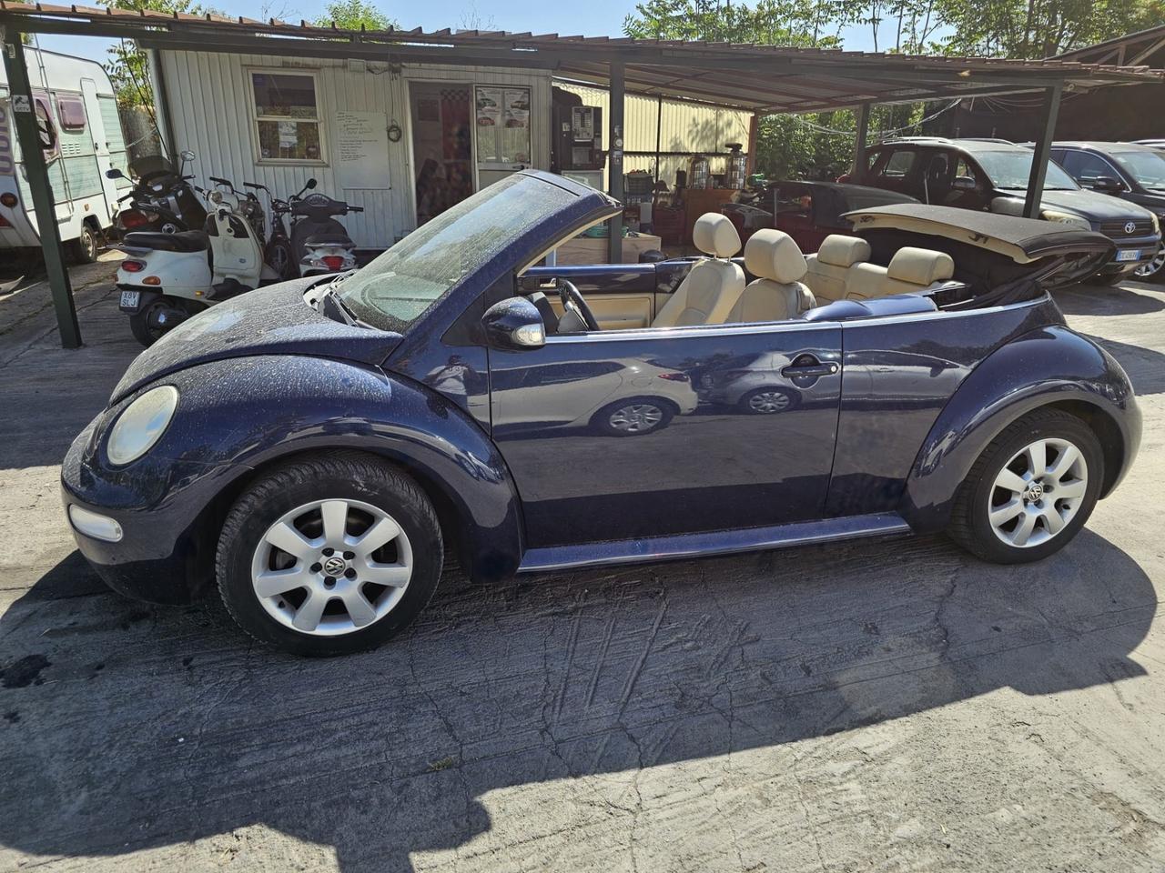 Volkswagen New Beetle 1.6 Cabrio