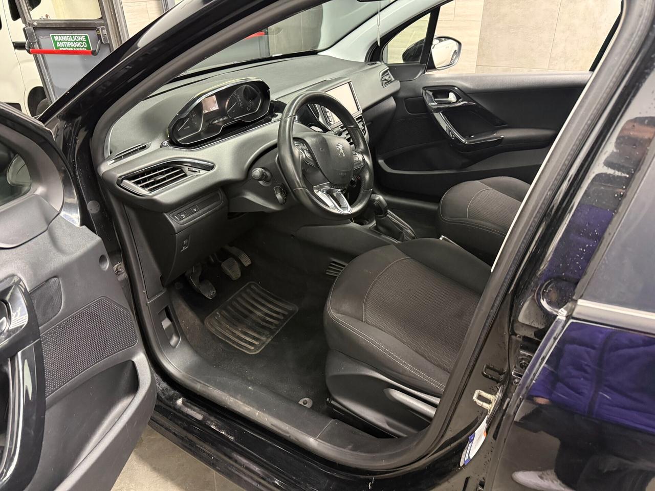 Peugeot 208 PureTech 82 Stop&Start 5 porte Allure
