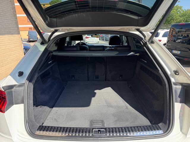 AUDI Q8 45 TDI quattro tiptronic Sport S LINE
