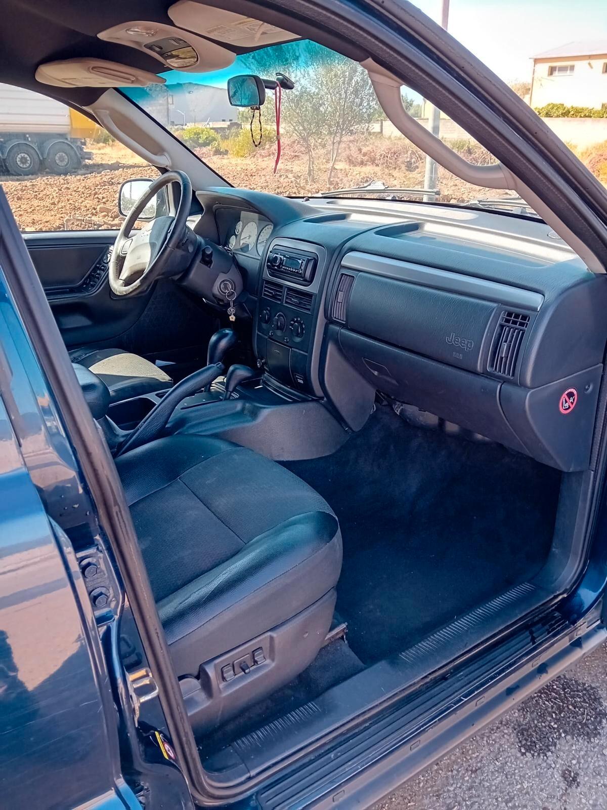 Jeep Grand Cherokee 2.7 CRD cat Overland