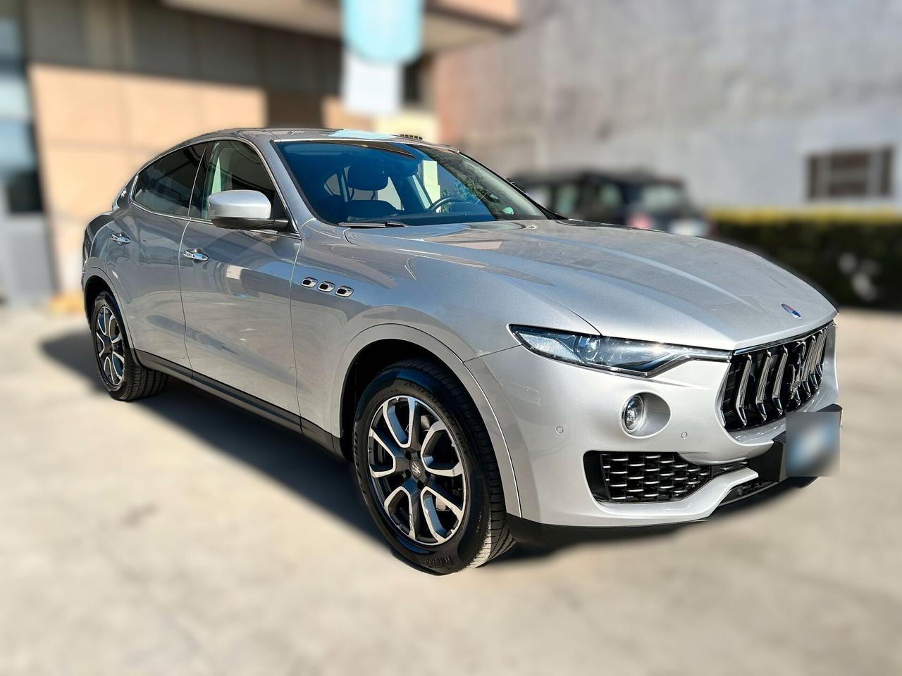 Maserati Levante V6 Diesel 275 CV AWD Granlusso