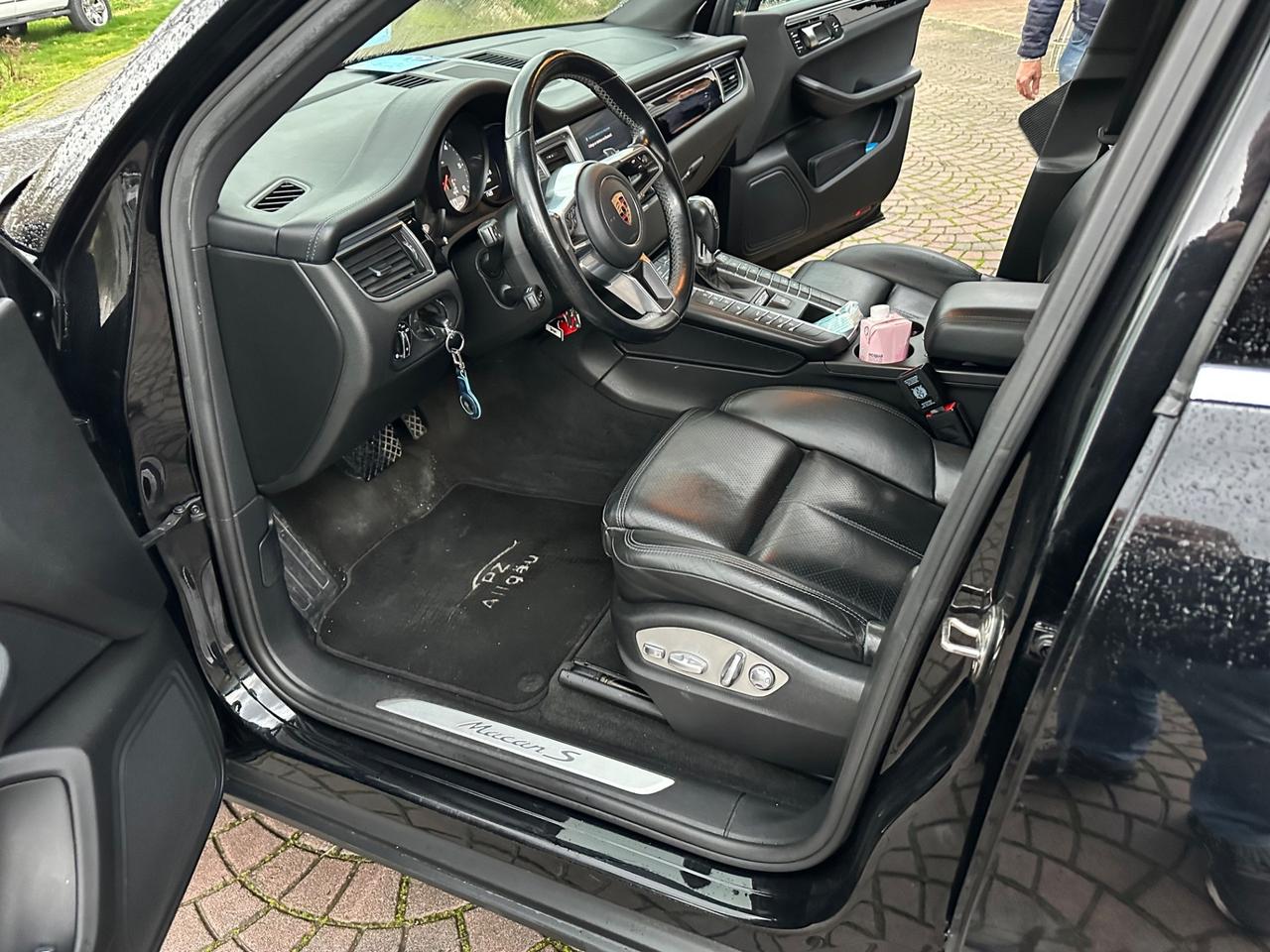 Porsche Macan S 3.0 TD CON IVA ESPOSTA BELLISSIMO TETTO PANORAMICO CERCHI DA 20 STRA FULL. PERMUTABILE