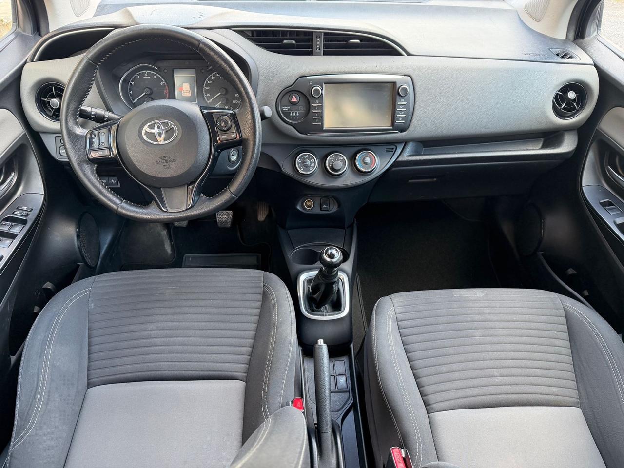 Toyota Yaris 1.0 72 CV 5 porte Lounge