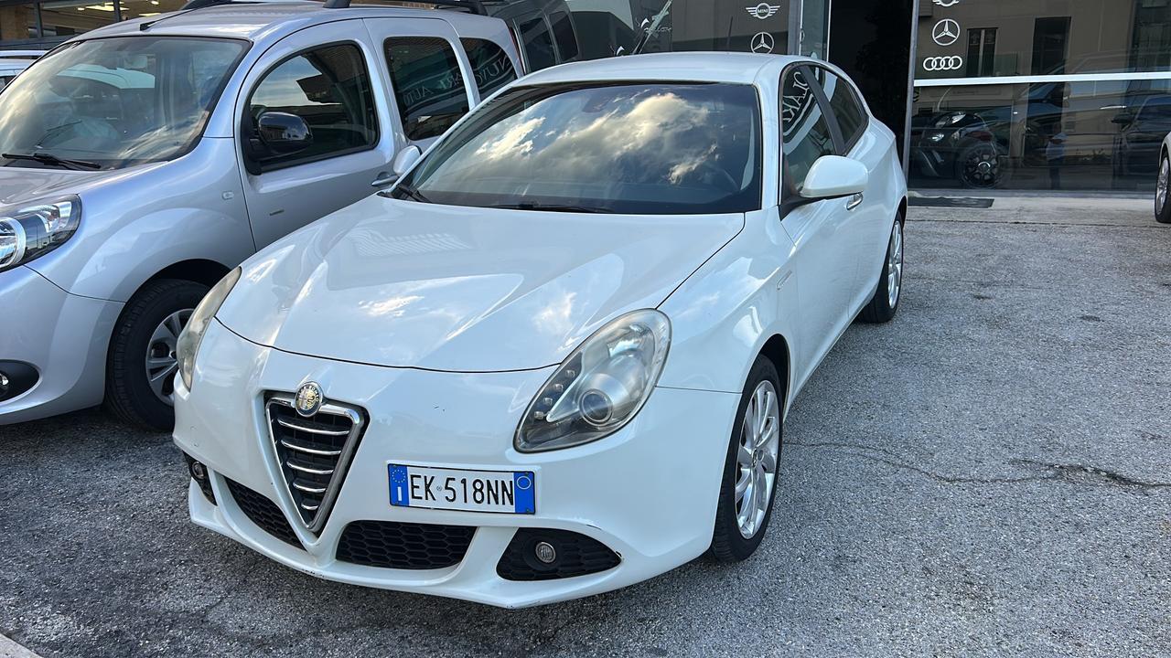 Alfa Romeo GIULIETTA 1.6 DIESEL Neopatentati