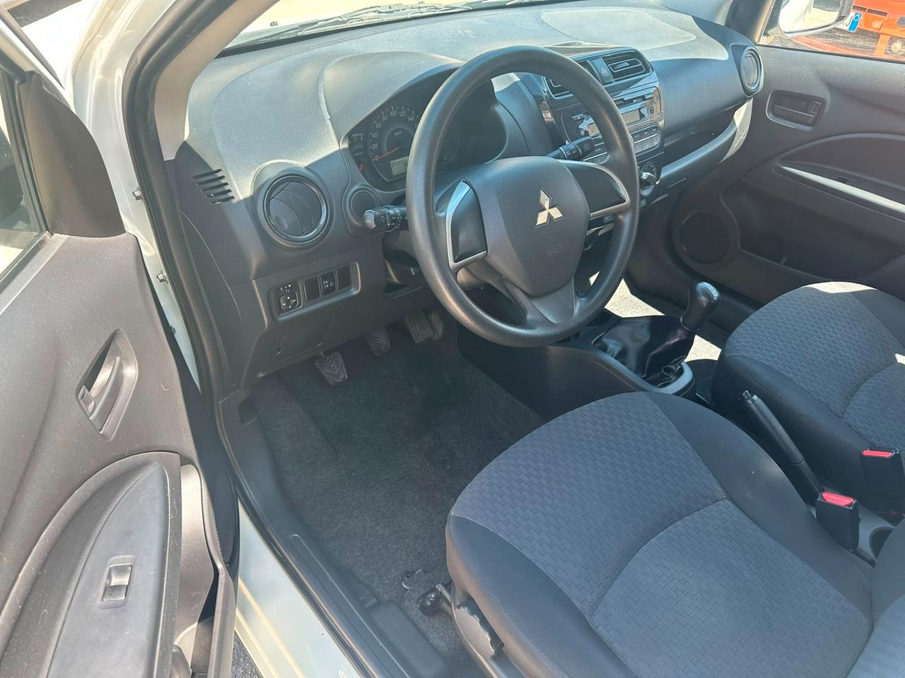 Mitsubishi Space Star 1.0 Invite
