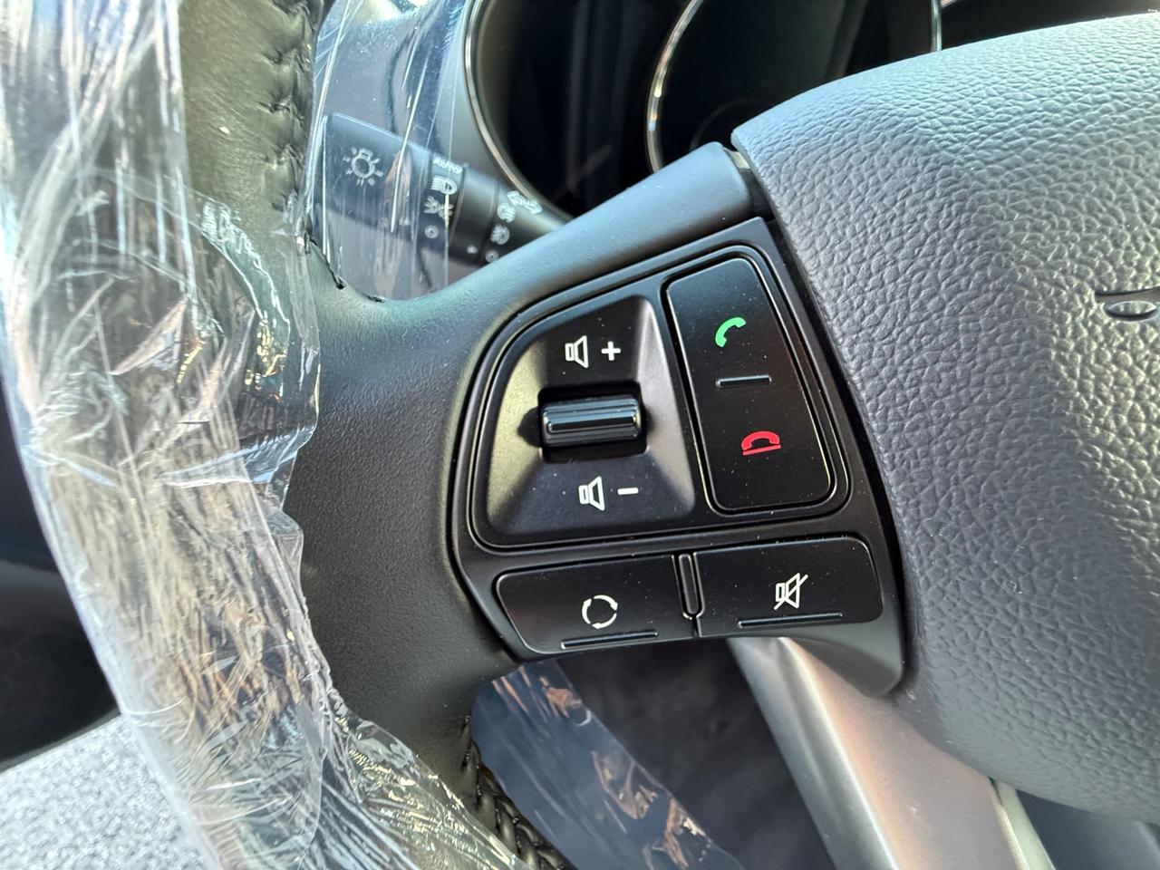 Kia Rio 1.4 CRDi 5p - OK neopatentati