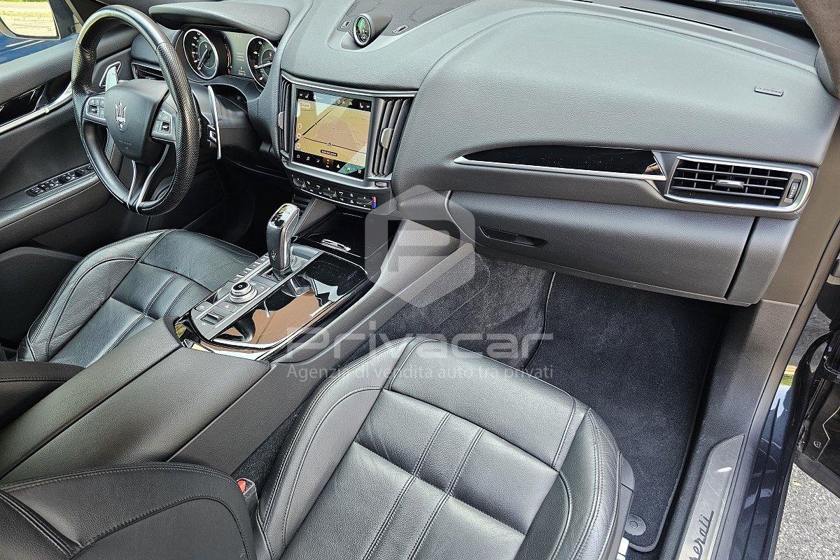 MASERATI Levante V6 AWD Gransport