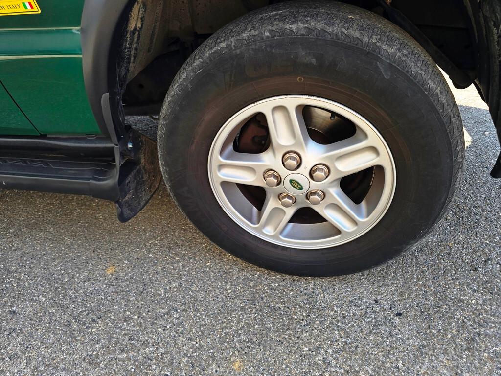 Land Rover Discovery 2.5 TD5 "S" BELIZE GREEN