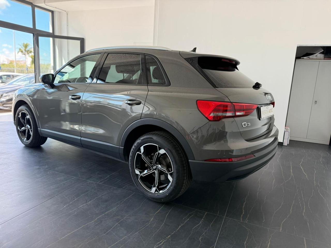 Audi Q3 35 TDI S tronic Business Advanced