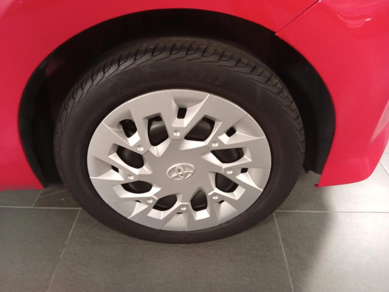 Toyota Aygo 1.0 VVT-i 72 CV 5 porte x-play