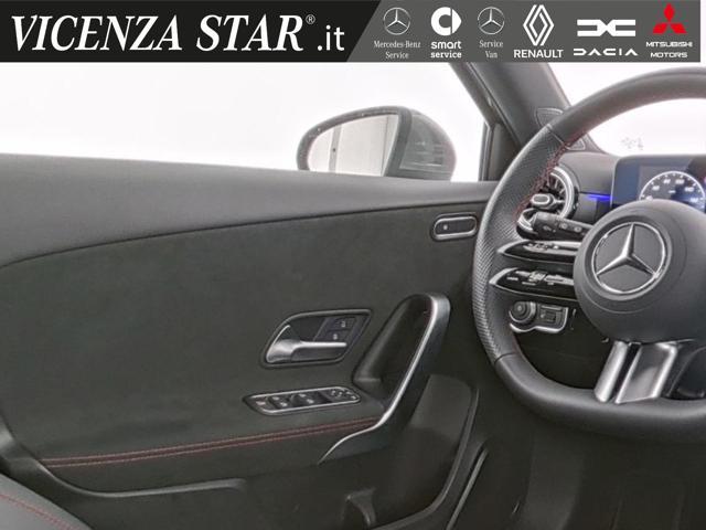 MERCEDES-BENZ A 200 d AMG PREMIUM