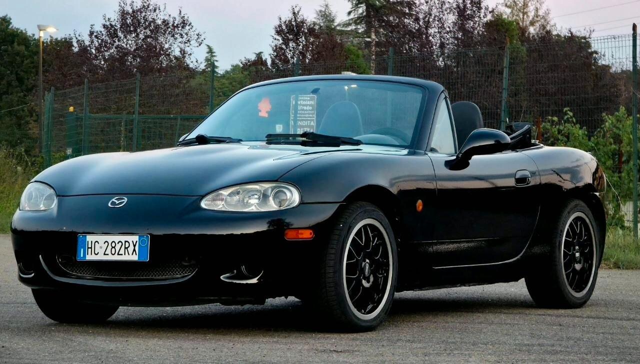 Mazda MX5 NBFL 1.8i 16V