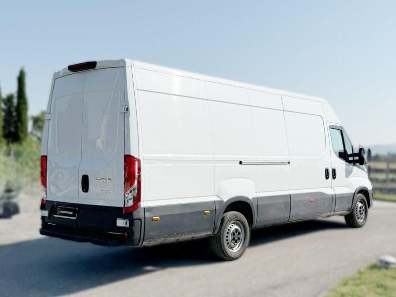 Iveco Nuovo DAILY 22 35s 16v 2.3 htp plm-tm FURGONE ** PREZZO + IVA **