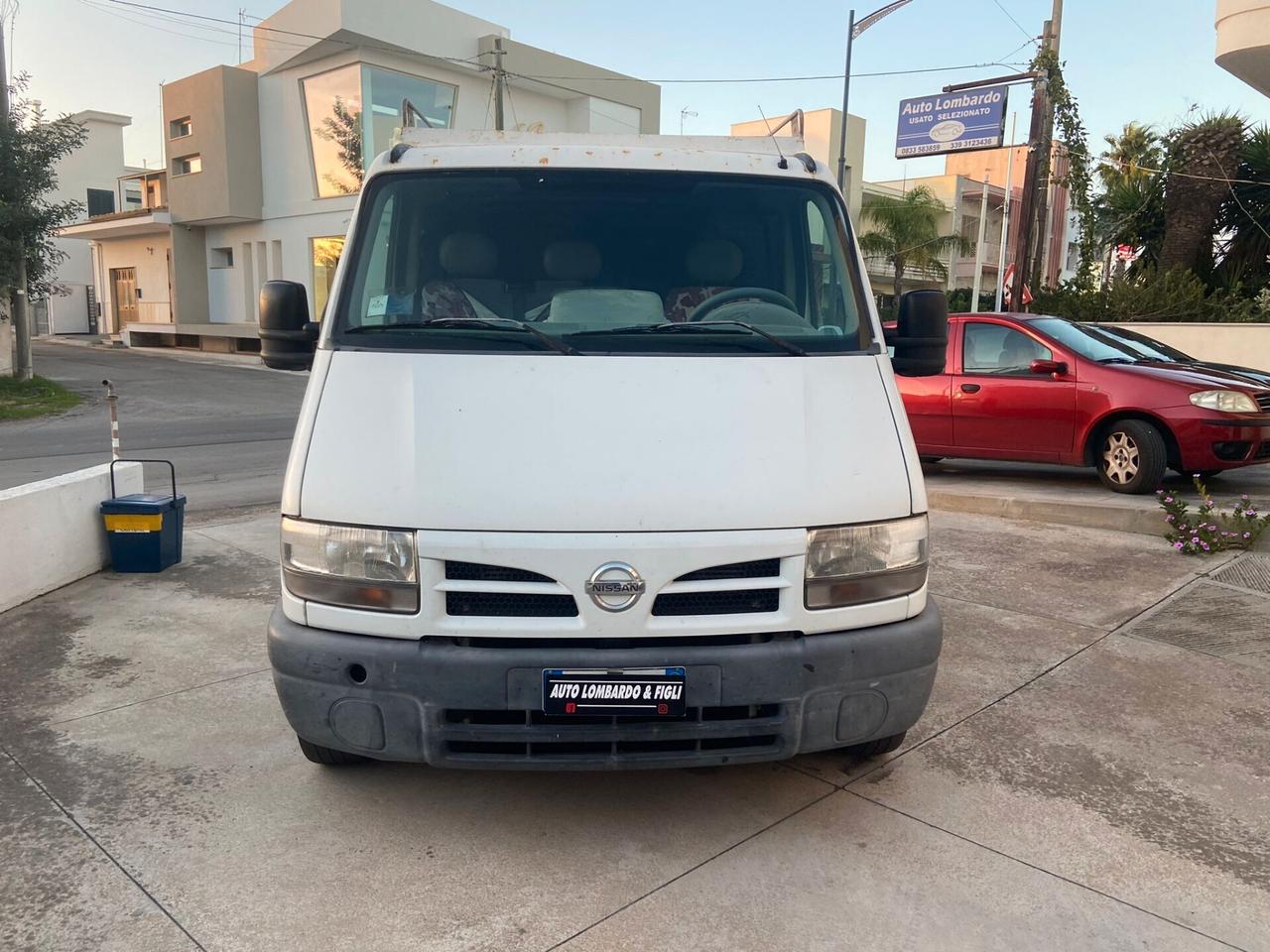 Nissan Interstar
