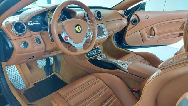 FERRARI California 13000km pari al nuovo IVA esposta