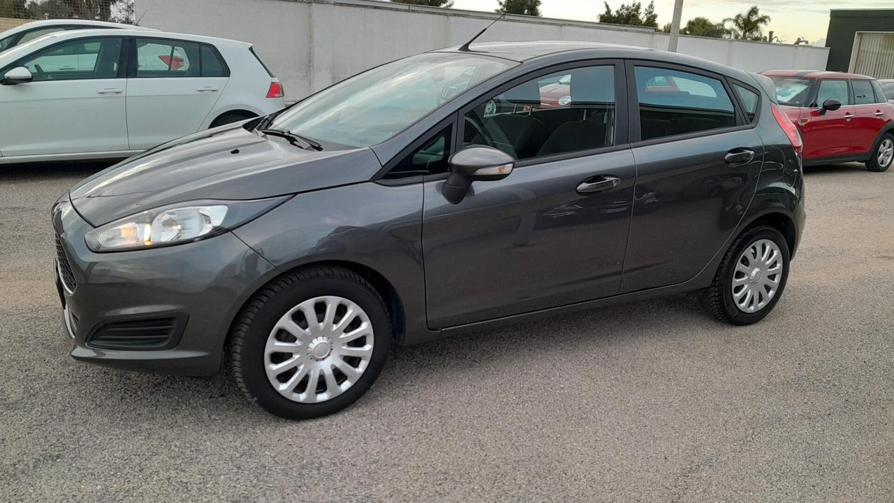Ford Fiesta 1.4 5p. Bz.- GPL Titanium