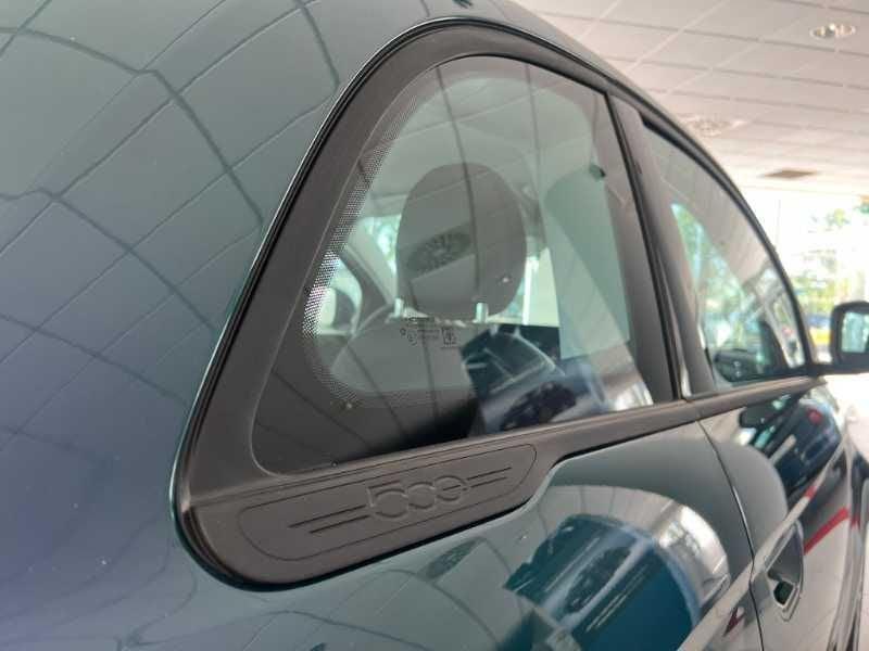 FIAT 500e 500 Nuova 500 Hatchback My23 La Nuova 500 - 320 Berlina