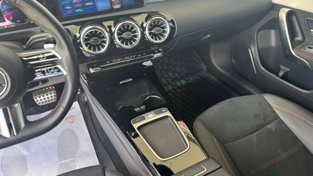 MERCEDES-BENZ A 180 Automatic AMG Line Premium Plus