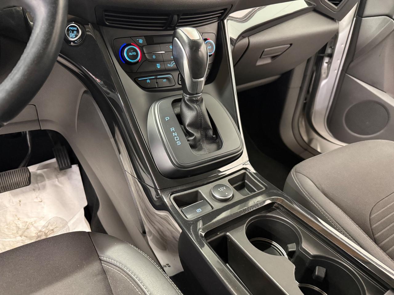 Ford Kuga 2.0 TDCI 150 CV S&S 4WD Powershift Titanium
