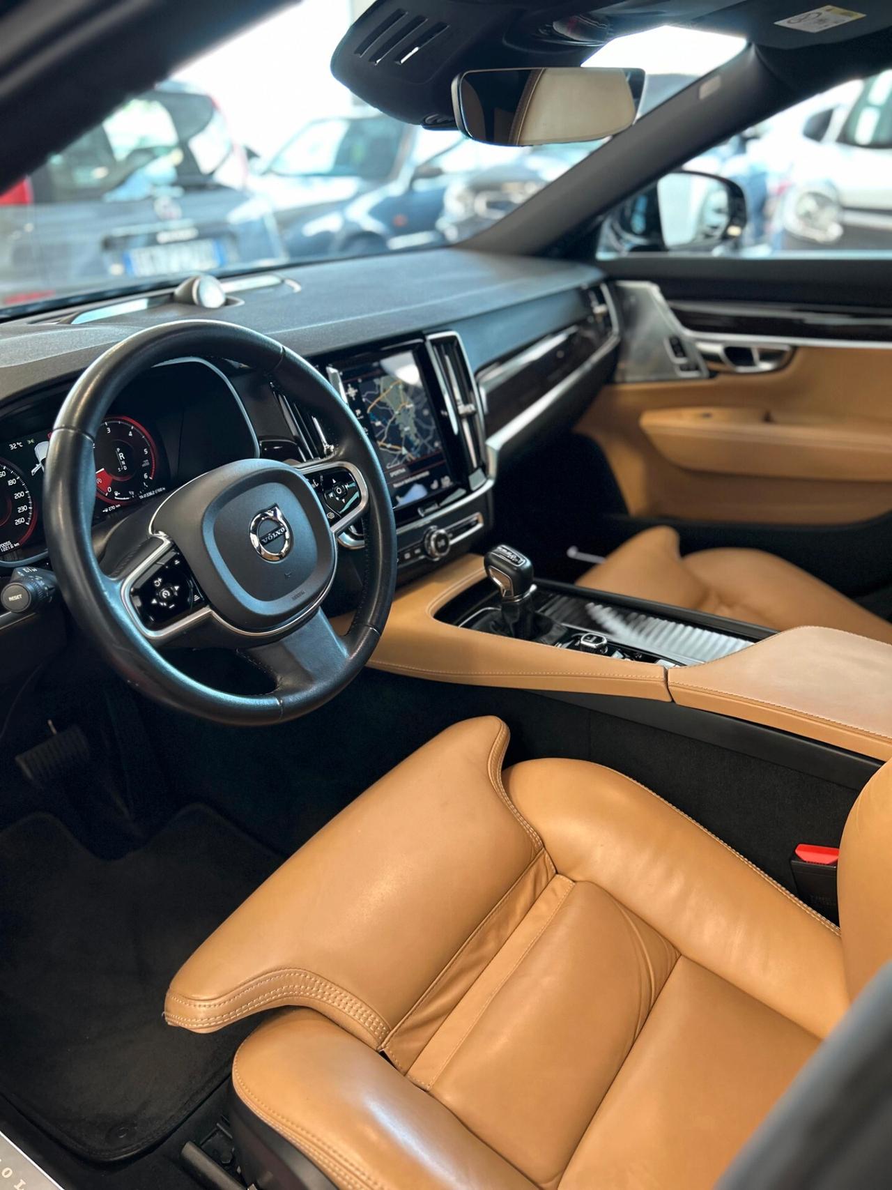 Volvo S90 D4 Geartronic Business Plus
