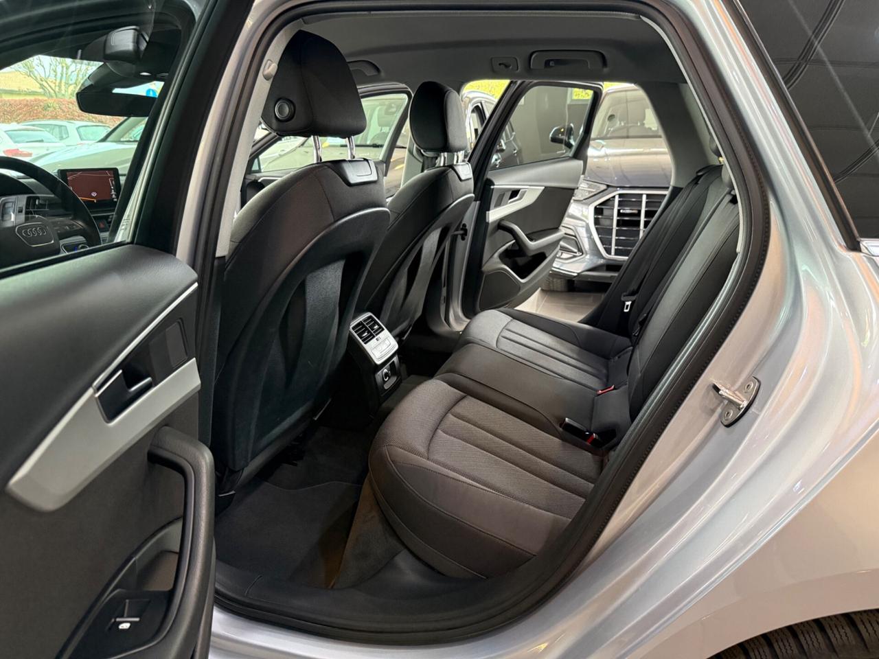 Audi A4 Avant 2.0 TDI 122 CV Business Sport