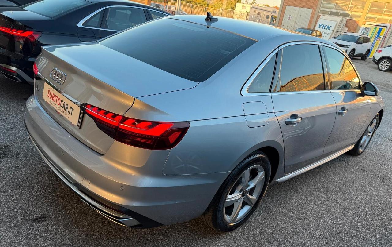 Audi A4 30 TDI/136 CV S tronic Advanced FARI MATRIX