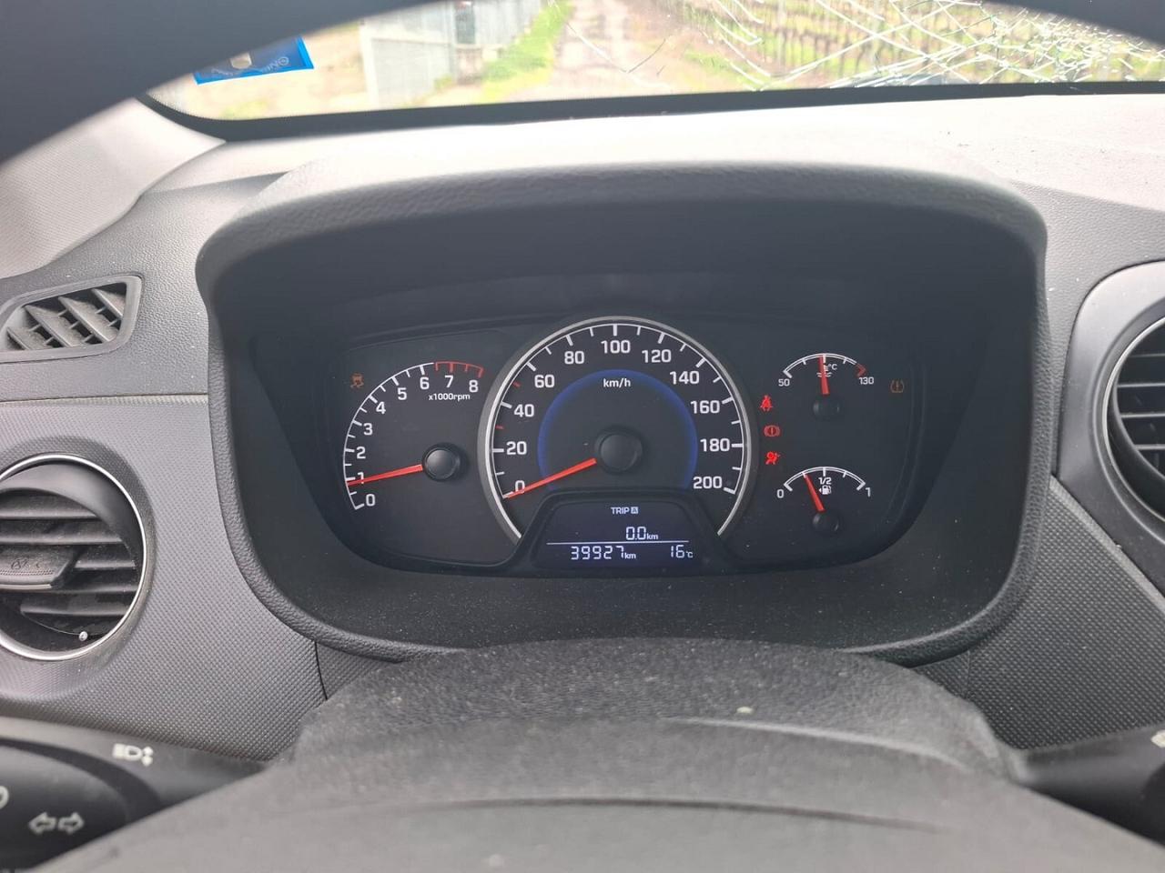 HYUNDAI I10 MPI STYLE 2017 SINISTRATA MARCIANTE