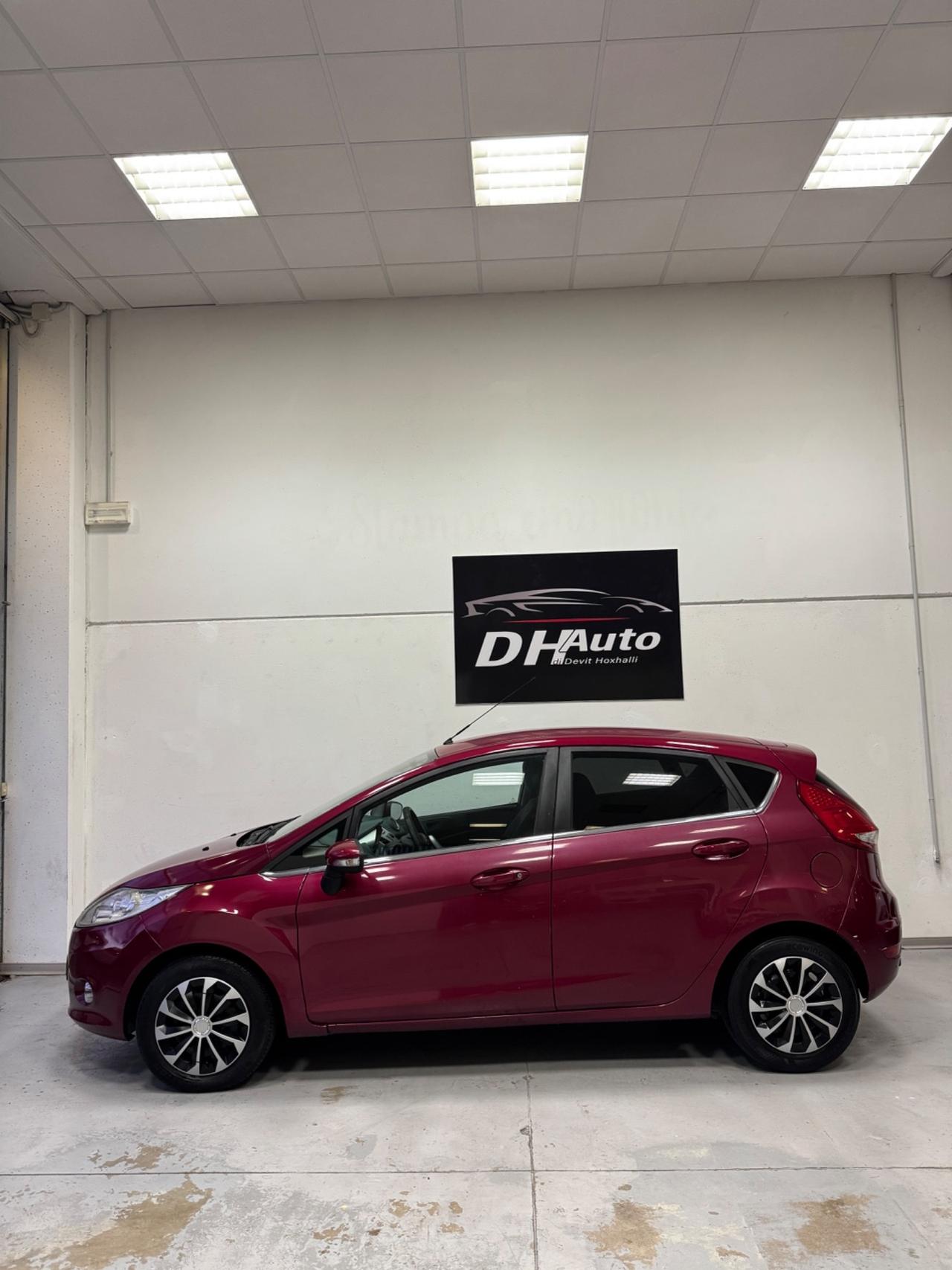 Ford Fiesta 1.6 TDCi 90CV 5 porte DPF Titanium