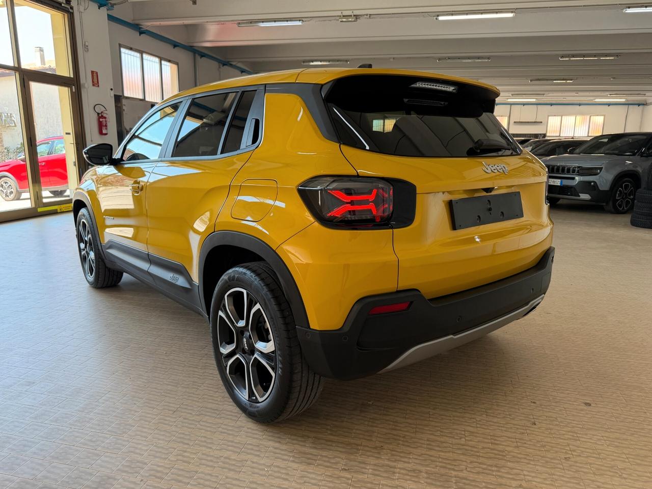 Jeep Avenger 1.2 Turbo 100 CV Summit 2025 Neopatentati Km 18000