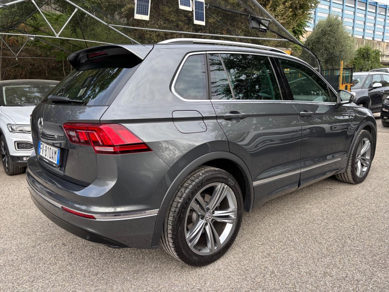 Volkswagen Tiguan 1.6 TDI R-Line sport