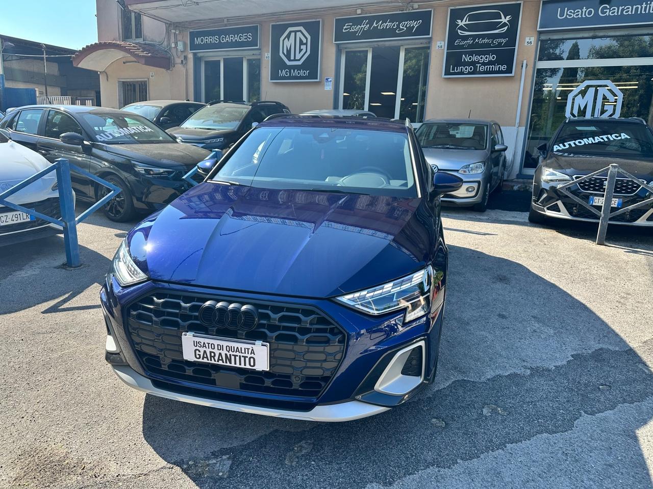 Audi A3 allstreet 35 TFSI S tronic Identity Contrast