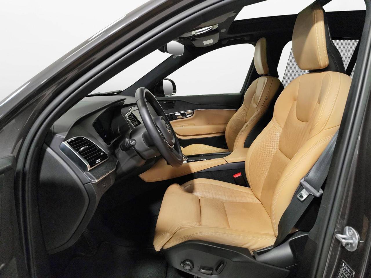 Volvo XC90 b5 Ultimate Dark awd 7 Posti