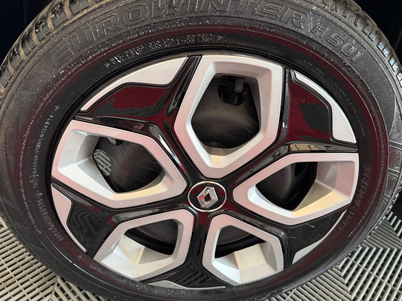 Renault Twingo TCe 95 CV Duel2