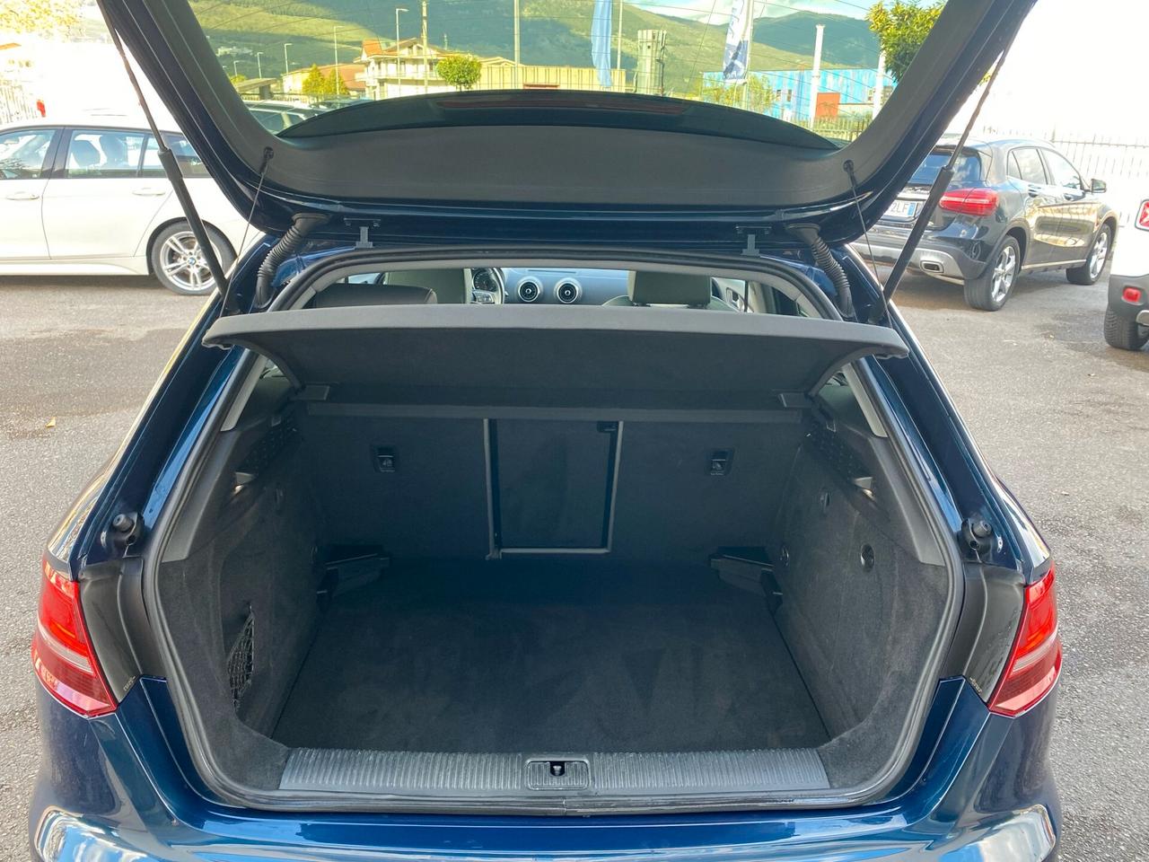 Audi A3 SPB 35 TDI S tronic Business Advanced