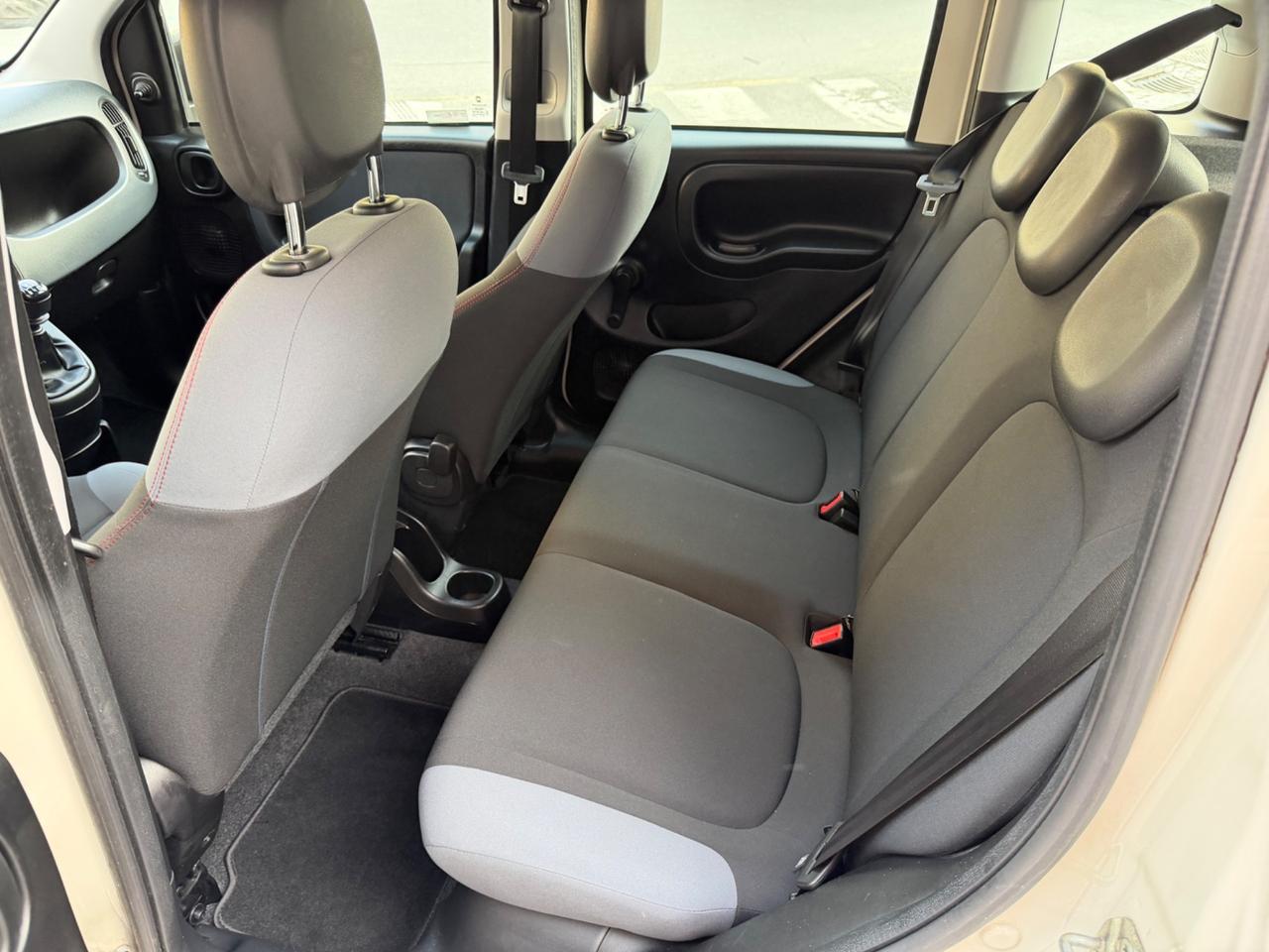 FIAT PANDA 1.2 NEOPATENTATI KM 64 MILA !!!