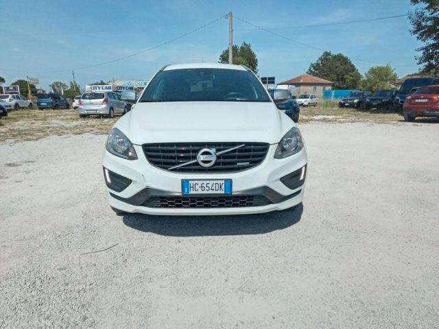 Volvo XC 60 XC60 D5 AWD Geartronic R-design Kinetic