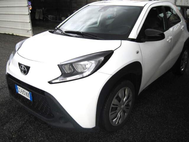 Toyota Aygo X 1.0 VVT-i 72 CV 5 CAMBIO AUTOMATICO S-CVT SOLO KM 28000