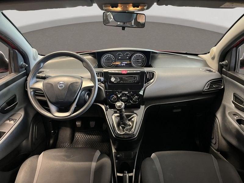 Lancia Ypsilon Ypsilon 1.2 69 CV 5 porte Silver