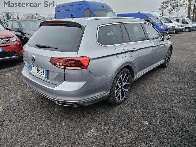 VOLKSWAGEN Passat Variant Variant 2.0 tdi Executive 150cv dsg - GD193EA