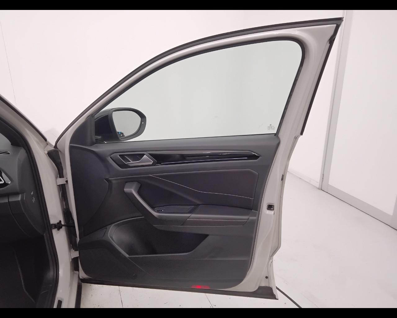 VOLKSWAGEN T-Roc I 2022 - T-Roc 2.0 tdi R-Line 115cv