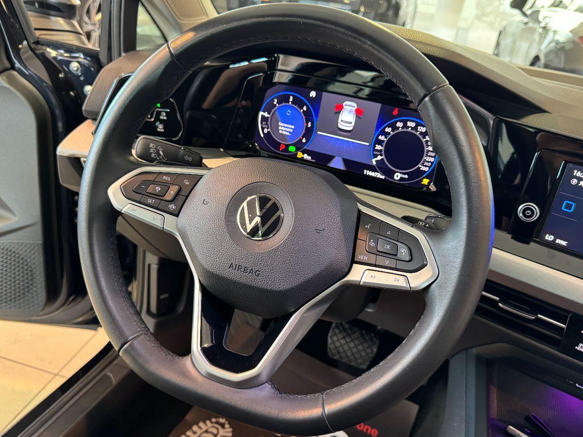VOLKSWAGEN Golf 8 2.0 TDI 115 CV DSG Style