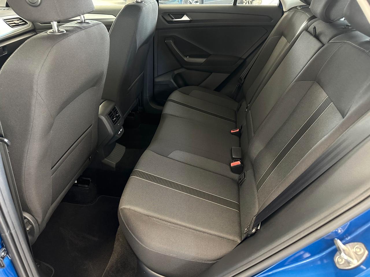 Volkswagen T-Roc 1.0 tsi 115CV Sport / NO VINCOLI