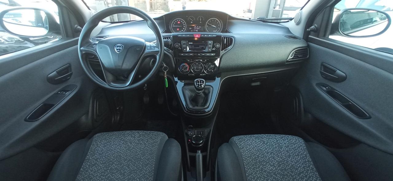 Lancia Ypsilon GPL SENZA BUSTA PAGA
