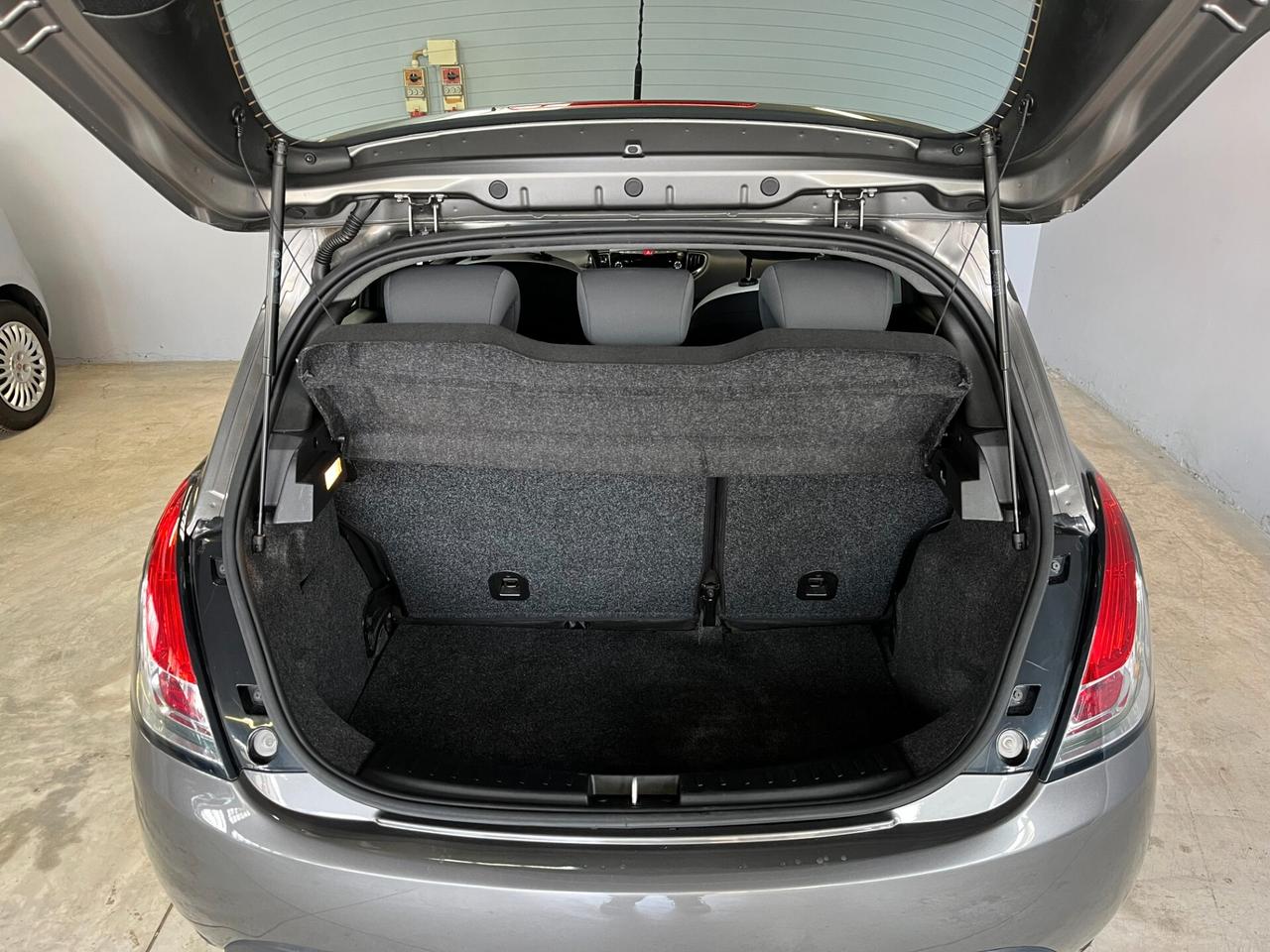 Lancia Ypsilon 1.2cc ELEFANTINO 69cv - UNICA PROPRIETARIA