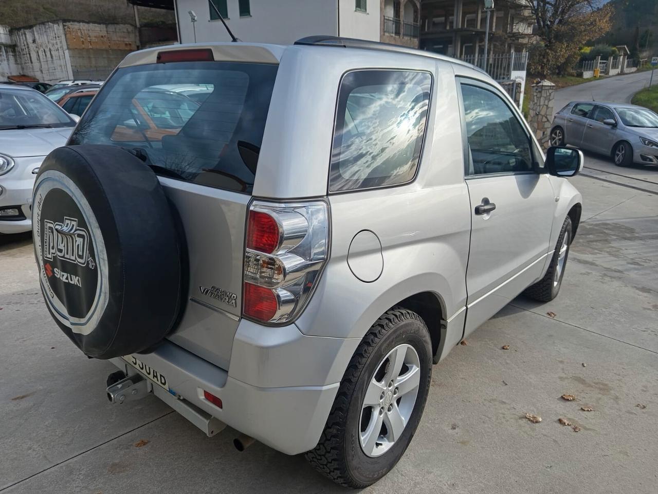 Suzuki Grand Vitara 1.6 16V 3 porte GPL 4x4