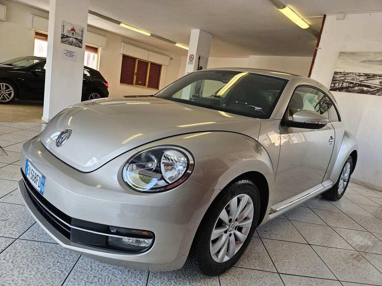 Volkswagen Maggiolino 1.6TDI 105cv 77kw Design