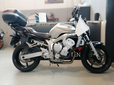 Yamaha FZ6